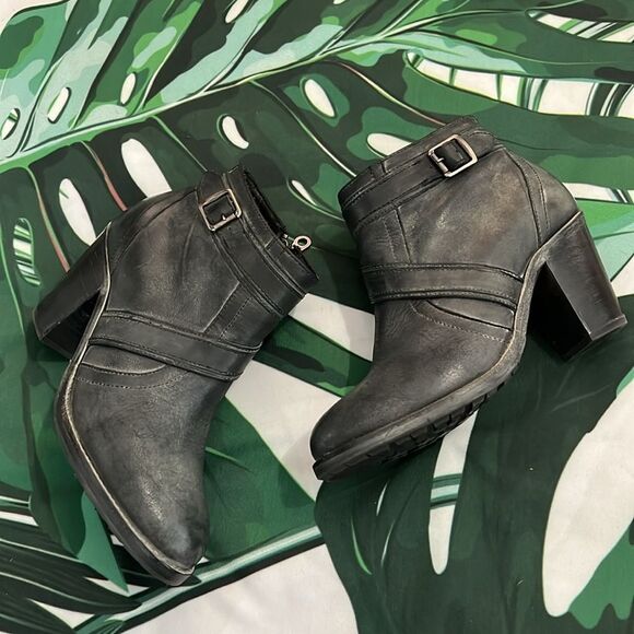 Ariat charcoal ankle boots - Picture 3 of 8